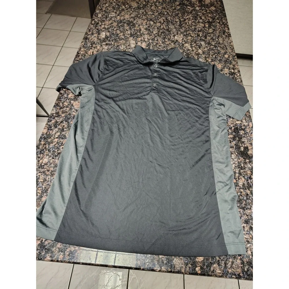 Nike Dri-FIT Mens Polo Shirt Black Grey Colorblock Golf Athletic Top Size Medium